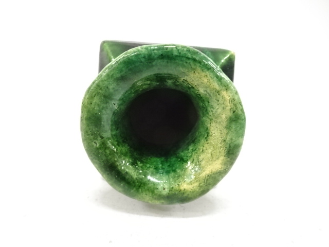  中村年道造　織部　角筋文　花入